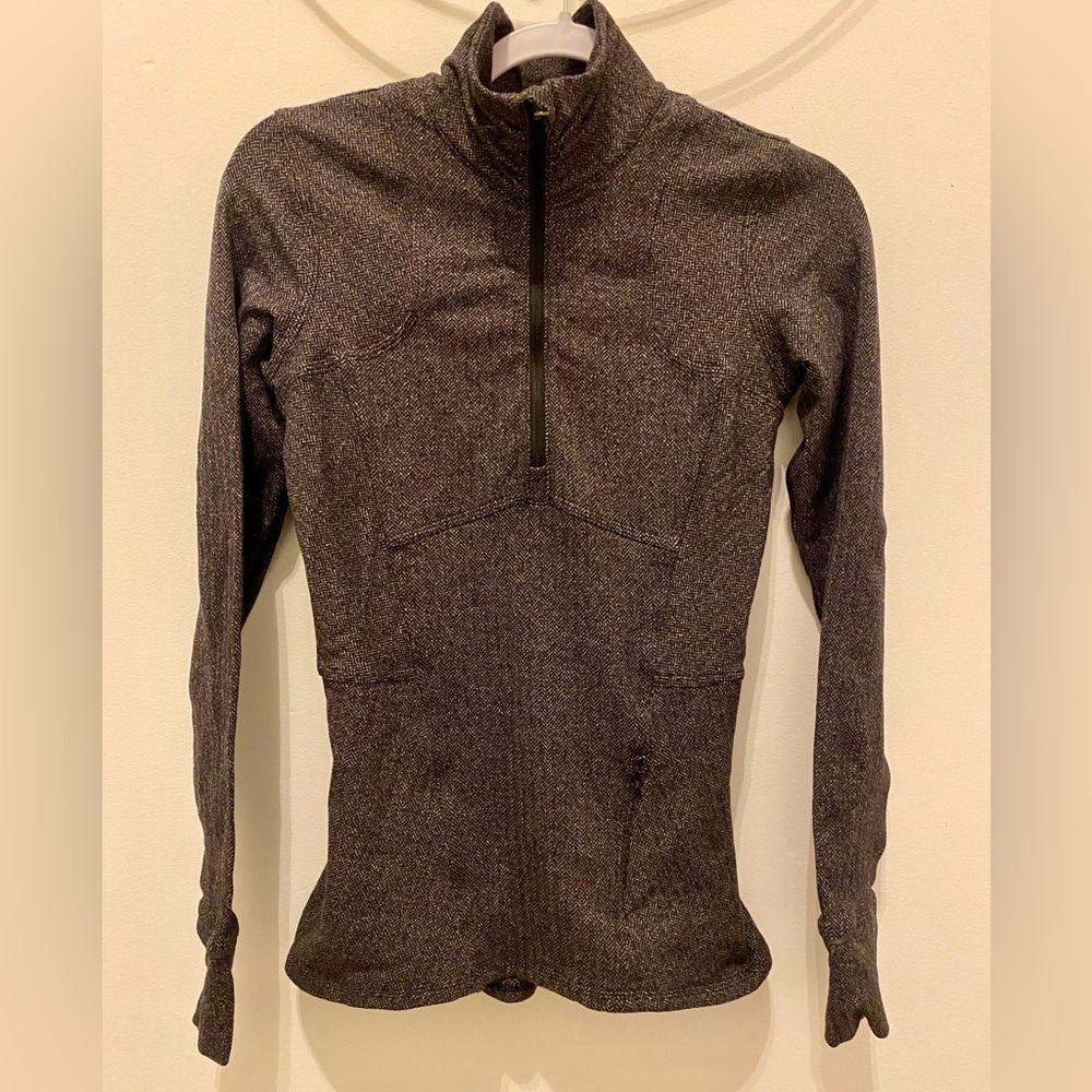 Gray Lululemon Pullover Top- Size 4